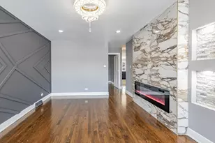 3053 W 77th St, Chicago, IL 60652 - Photo 2