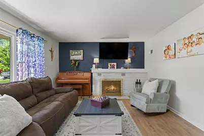 1108 Alann Drive, Joliet, IL 60435 - Photo 4