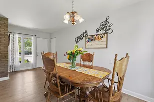 1108 Alann Dr, Joliet, IL 60435 - Photo 10