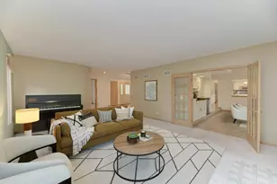 1500 Royal Oak Rd, Darien, IL 60561 - Photo 8