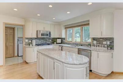 1500 Royal Oak Road, Darien, IL 60561 - Photo 20