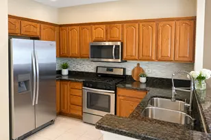 860 Havenshire Rd, Naperville, IL 60565 - Photo 4