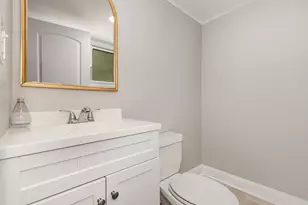 29 Robin Hill Dr, Naperville, IL 60540 - Photo 12