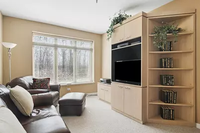 425 Benjamin Drive #202, Vernon Hills, IL 60061 - Photo 24