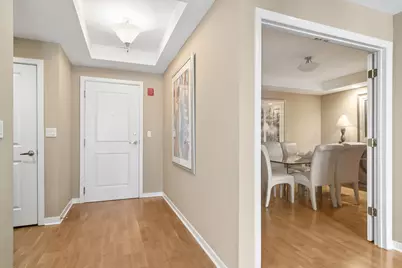 425 Benjamin Drive #202, Vernon Hills, IL 60061 - Photo 4