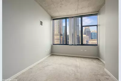 235 W Van Buren Street #2715, Chicago, IL 60607 - Photo 8