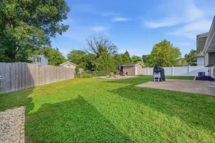 18837 W Louise Dr, Lansing, IL 60438 - Photo 32