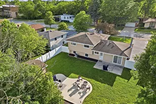 18837 W Louise Dr, Lansing, IL 60438 - Photo 4