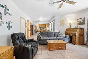 301 S Evergreen Ln, Bloomington, IL 61704 - Photo 18