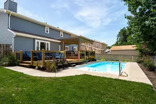 301 S Evergreen Ln, Bloomington, IL 61704 - Photo 36