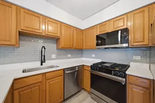 7414 W Irving Park Rd, Norridge, IL 60706 - Photo 6