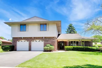 125 Lynnfield Lane, Schaumburg, IL 60193 - Photo 2