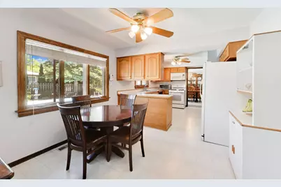 125 Lynnfield Lane, Schaumburg, IL 60193 - Photo 12