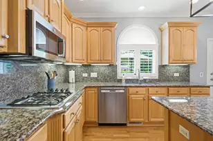 2632 Lupine Cir, Naperville, IL 60564 - Photo 6
