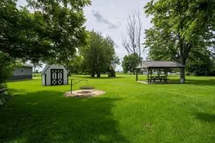 310 E Jefferson St, Dana, IL 61321 - Photo 30