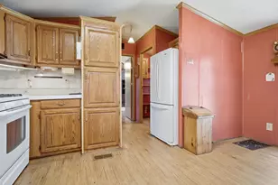 310 E Jefferson St, Dana, IL 61321 - Photo 10