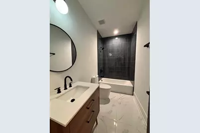 1914 N Rockwell Street, Chicago, IL 60647 - Photo 24