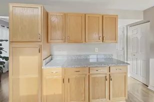 1680 William Dr, Romeoville, IL 60446 - Photo 12