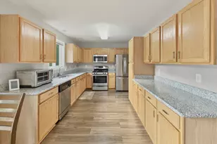 1680 William Dr, Romeoville, IL 60446 - Photo 10