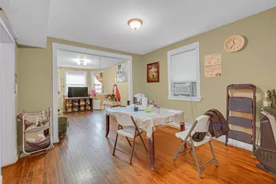 3854 W Diversey Avenue, Chicago, IL 60647 - Photo 2