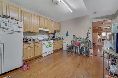 3854 W Diversey Avenue, Chicago, IL 60647 - Photo 14