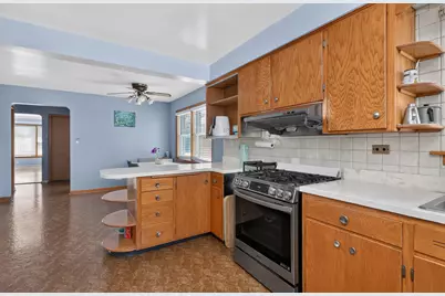 5328 S Melvina Avenue, Chicago, IL 60638 - Photo 6