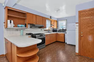 5328 S Melvina Ave, Chicago, IL 60638 - Photo 4