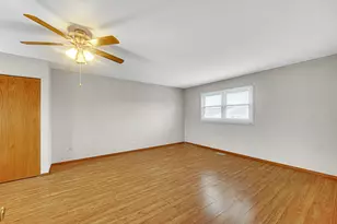 593 Iroquois Trail, Carol Stream, IL 60188 - Photo 10