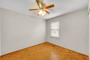 593 Iroquois Trail, Carol Stream, IL 60188 - Photo 14