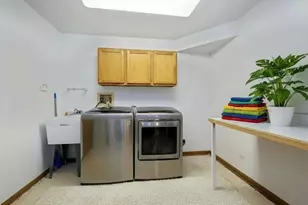 1196 Hummingbird Ln, Grayslake, IL 60030 - Photo 14