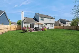 1196 Hummingbird Ln, Grayslake, IL 60030 - Photo 16