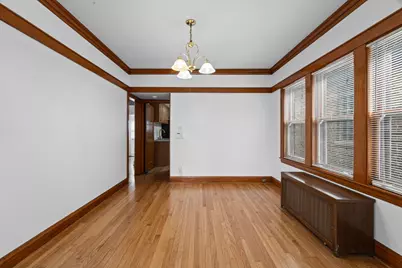 5705 W Melrose Street, Chicago, IL 60634 - Photo 8