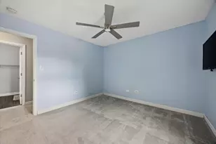 6076 Angel Ln, Lisle, IL 60532 - Photo 26