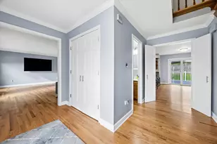 6076 Angel Ln, Lisle, IL 60532 - Photo 14
