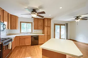 [Address not provided], Streamwood, IL 60107 - Photo 8