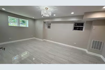 5224 N Bernard Street #G, Chicago, IL 60625 - Photo 2
