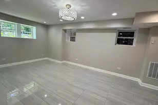 5224 N Bernard St, Chicago, IL 60625 - Photo 2