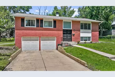 2516 Jackson Drive, Woodridge, IL 60517 - Photo 1