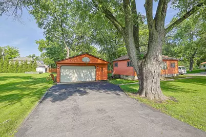 1400 Marion Street, Schaumburg, IL 60193 - Photo 2