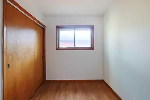 1400 Marion St, Schaumburg, IL 60193 - Photo 8