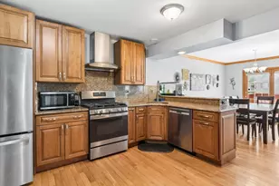 1009 E Wilson Ave, Lombard, IL 60148 - Photo 10