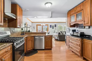 1009 E Wilson Ave, Lombard, IL 60148 - Photo 12