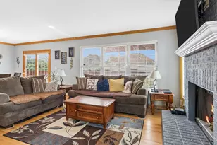 1009 E Wilson Ave, Lombard, IL 60148 - Photo 8