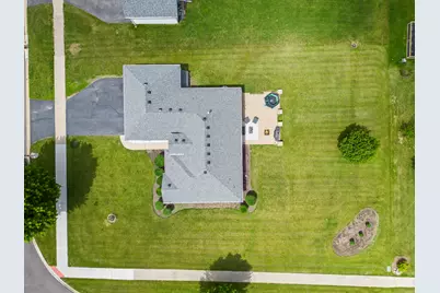 803 Canyon Trail, Yorkville, IL 60560 - Photo 22