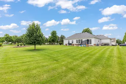 803 Canyon Trail, Yorkville, IL 60560 - Photo 20