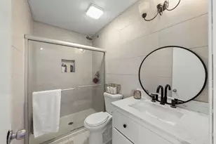 803 Canyon Trail, Yorkville, IL 60560 - Photo 10