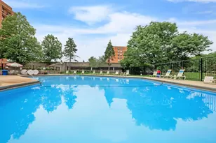 6010 Oakwood Dr, Lisle, IL 60532 - Photo 36