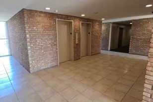 6010 Oakwood Dr, Lisle, IL 60532 - Photo 20