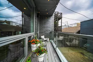 1751 W Roscoe St, Chicago, IL 60657 - Photo 16