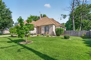 878 W Kennedy Rd, Braidwood, IL 60408 - Photo 4